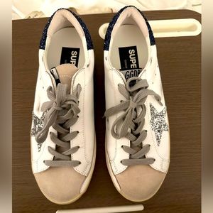 Golden goose sneaker 38 new in box